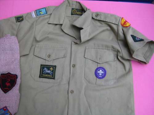 2nd-hand Boy's Scout shirt and cloth with retro badges