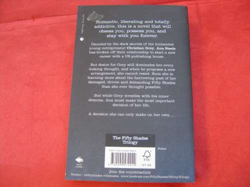 "Fifty Shades Darker" Soft cover. E.L. James.