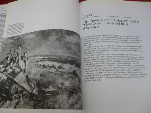 1992.  `A New Illustrated History of South Africa`  Hard cover.