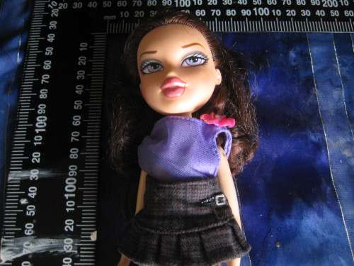 Bratz doll.