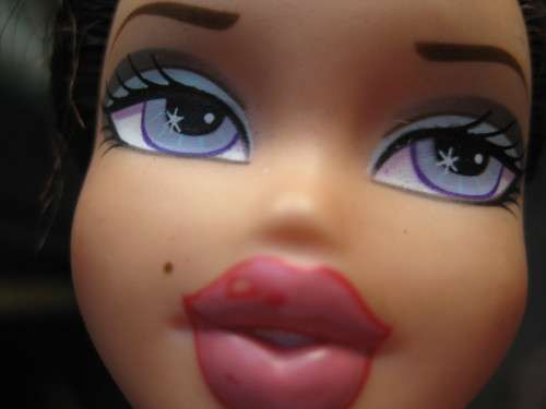 Bratz doll.