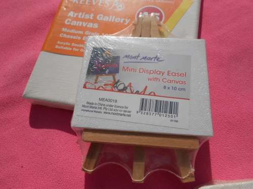A5 Reeves Artist Gallery Canvas x 2 and Mini Display Easel