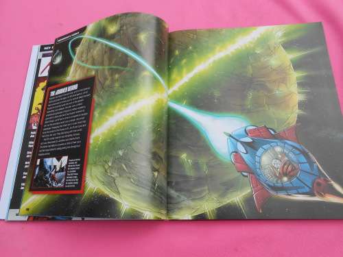 `Superman The Ultimate Guide to the Man of Steel`  DK  DC Comics.