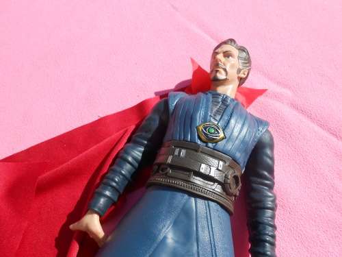 12` Action Figures.  Second-hand  (B)
