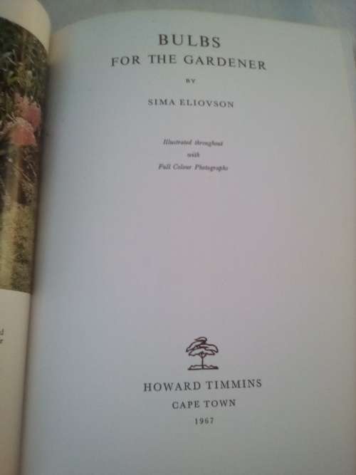`Bulbs for the Gardener in the Southern Hemisphere`  Sima Eliovson.  Hard cover.