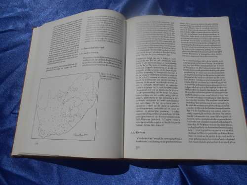 `Die Stad en sy Omgewing`  L.J. van der Merwe.  Hard cover.