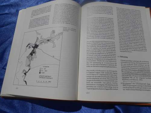 `Die Stad en sy Omgewing`  L.J. van der Merwe.  Hard cover.