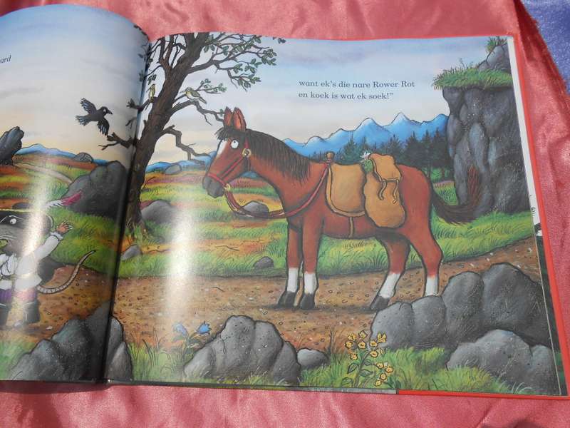 `Rower Rat` Julia Donaldson & Axel Scheffler.  Hardcover.