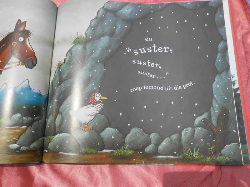 `Rower Rat` Julia Donaldson & Axel Scheffler.  Hardcover.