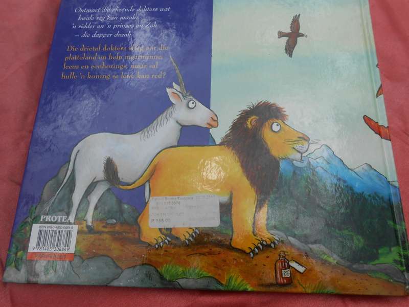 `Zok en die Vlieende Dokters:  Axel Scheffer, Julia Donaldson.  Hard cover.