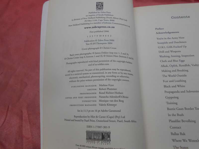 `An Unpopular War`  Jaqui Mansfield.  Soft cover.