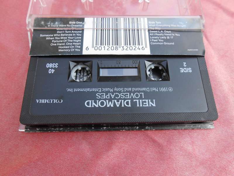 Tape Cassette Neil Diamond.  Lovescapes.