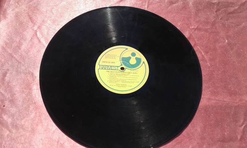 Vinyl LP. The Deep Purple Singles A`s & B`s.  G   VG+
