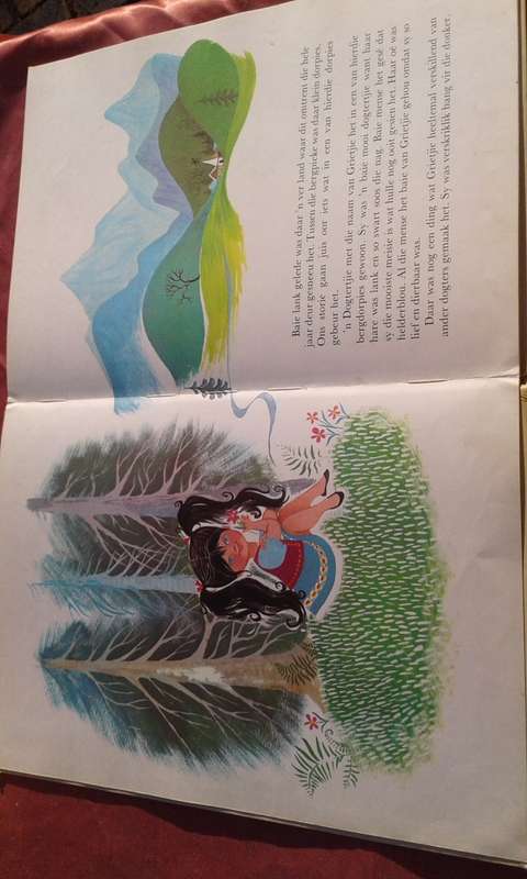 `Die Verhaal van Grietjie Sneeulokkies`  Hard cover.