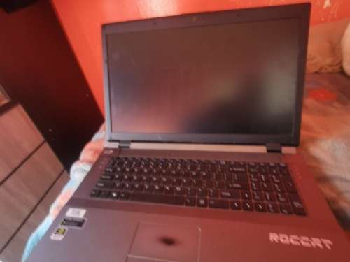 Roccat i7 gaming laptop