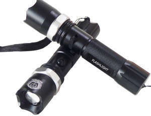 Multifunctional Police 3W 130LM LED Flashlight Torch 18650 Battery & Charger **R1 NO RESERVE**
