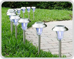 LED Outdoor Lights Solar landscape garden lights   **R1 NO RESERVE AUCTION**