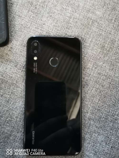 Huawei P20 Lite Dual Sim in excellent condition and comes with extras - give away!!
