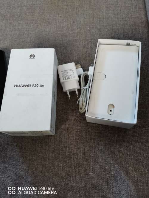 Huawei P20 Lite Dual Sim in excellent condition and comes with extras - give away!!