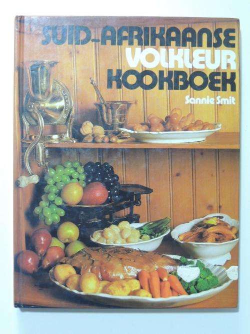 Suid-Afrikaanse Volkleur Kookboek - by Sannie Smit