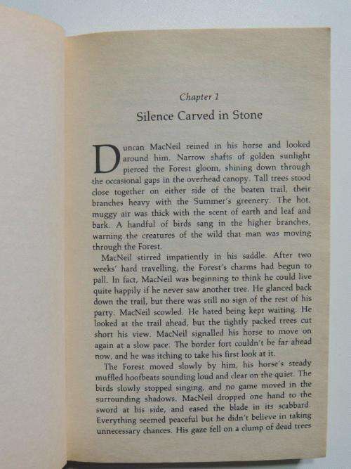 Down Among the Dead Men - Simon R Green