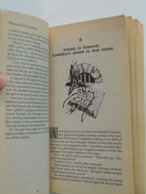 Dragons of the Winter Night - Dragonlance Chronicles Vol II - M Weiss, T Hickman