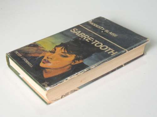 Sabre-Tooth - The Modesty Blaise Series - First Edition 1966 - Peter O`Donnell