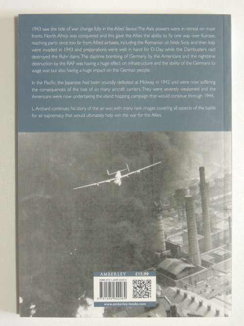 1943 The Second World War In The Air In Photographs - L. Archand