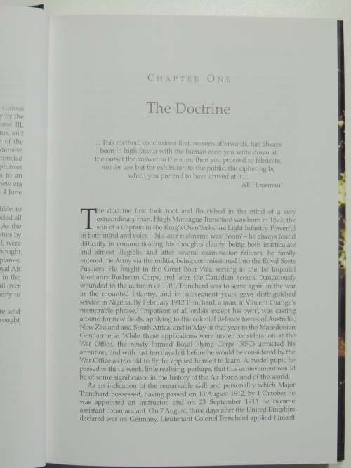 The Relentless Offensive War and Bomber Command 1939 - 1945 - Roy Irons