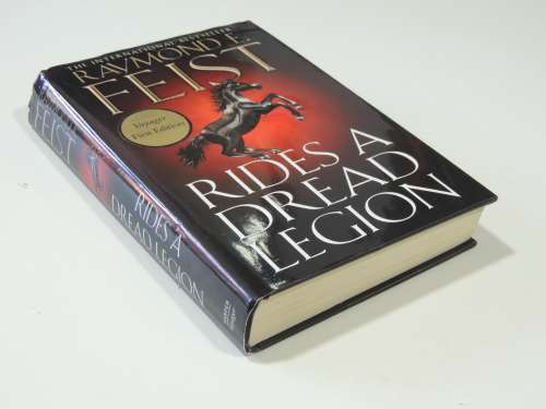Rides a Dread Legion - Raymond E Feist