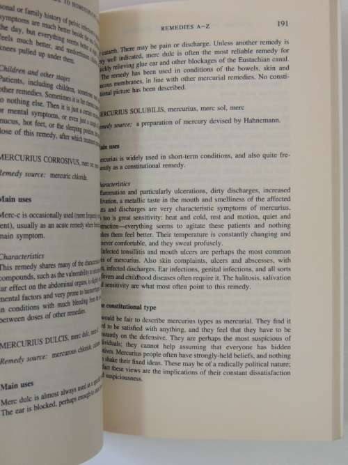 A Guide to Homoeopathic Remedies - The Complete Modern Handbook for Home Use - Paul Houghton