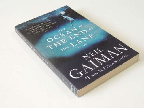 The Ocean At The End of the Lane - Neil Gaiman