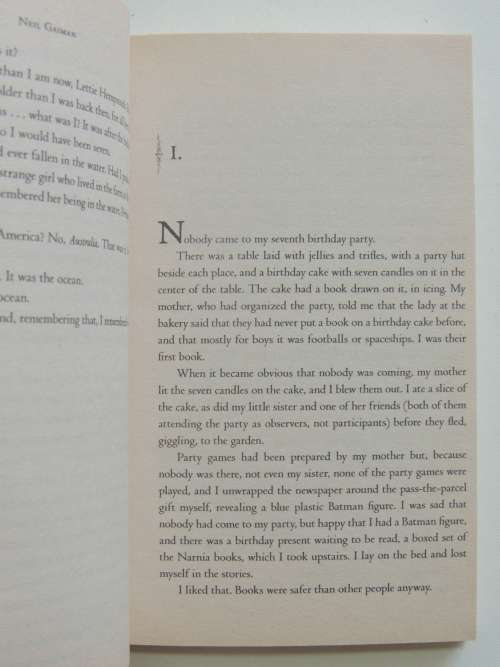 The Ocean At The End of the Lane - Neil Gaiman