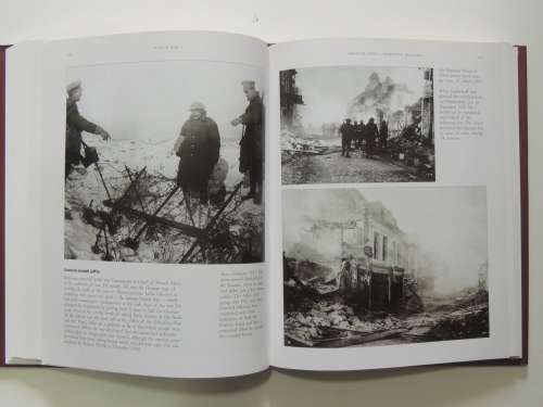 The History Of World War 1 In Photographs - R. Hamilton