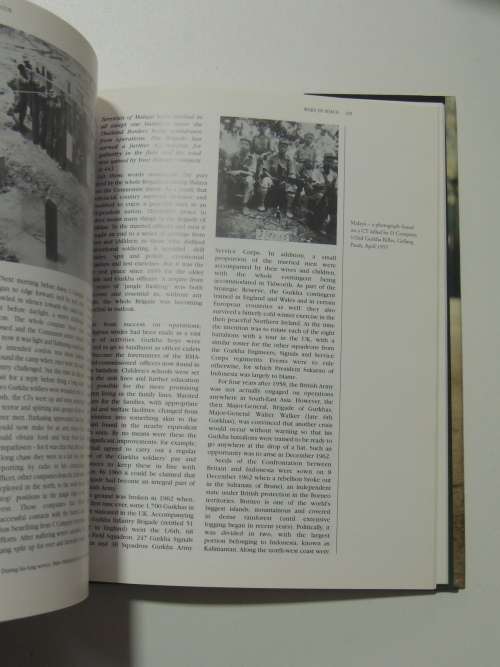 Valour  A History Of The Gurkhas - E.D. Smith