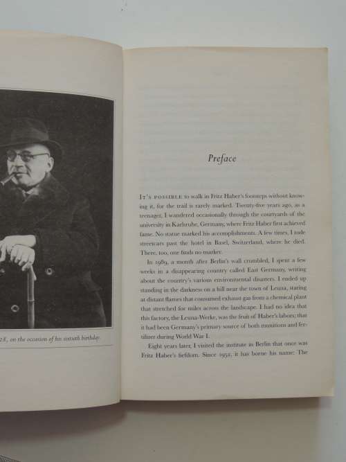 Between Genius and Genocide - The Tragedy of Fritz Haber, Father of Chemical Warfare -Daniel Charles