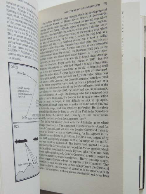 Bomber Harris and the Strategic Bombing Offensive, 1939-1945 - Charles Messenger