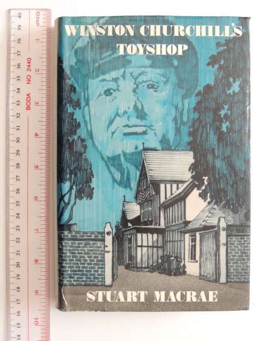 Winston Churchill`s Toyshop - Stuart Macrae
