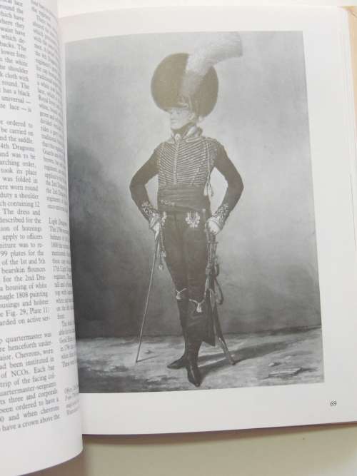 British Cavalry Uniforms Since 1660 - Michael Barthorp