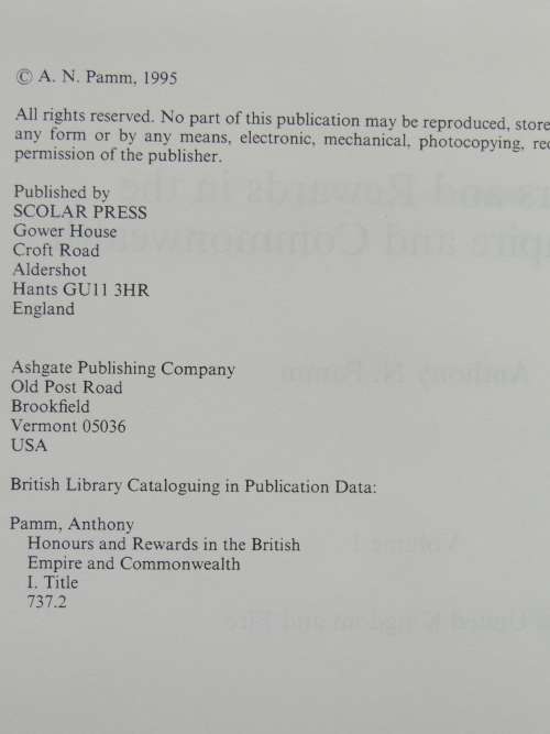 Honours And Rewards In The British Empire And Commonwealth  - Anthony N. Pamm