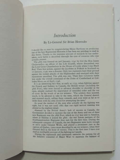 The Northhamptonshire Regiment (The 48th/58th Regiment of Foot) - Michael Barthorp