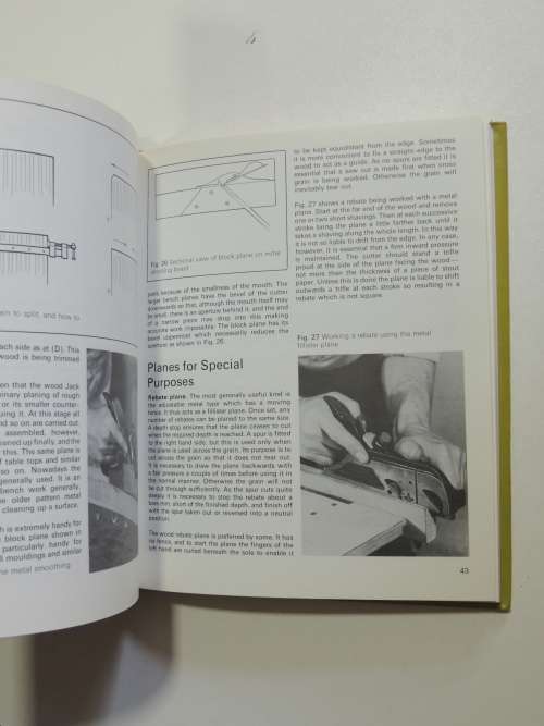 The Complete Book Of Woodwork - Charles H Hayward