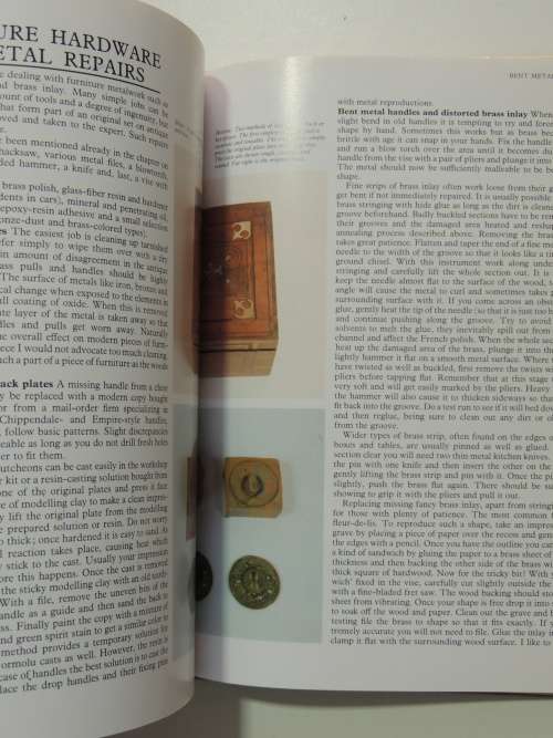 The Complete Book of Furniture Restoration - Tristan Salazar - 1988