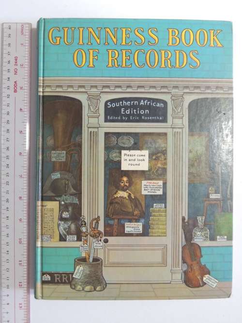 THE GUINNESS BOOK OF RECORDS SOUTHERN AFRICAN EDITION 1972Editors & Compilers by Eric Rosenthal...