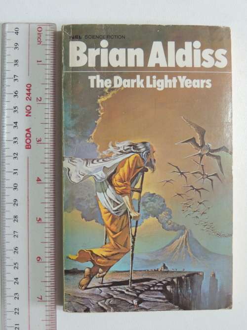 The Dark Light Years - Brian Aldiss