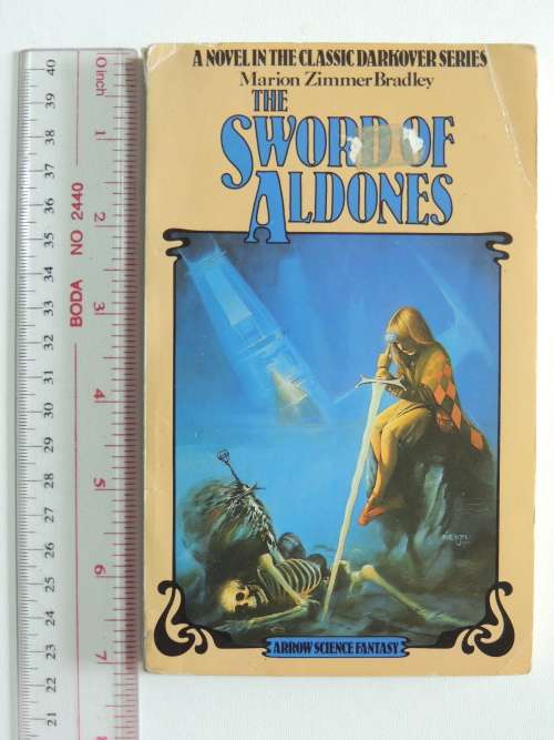 The Sword of Aldones - Marion Zimmer Bradley