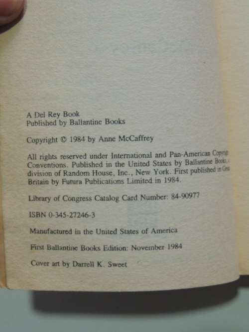 Dinosaur Planet Survivors - Anne McCaffrey
