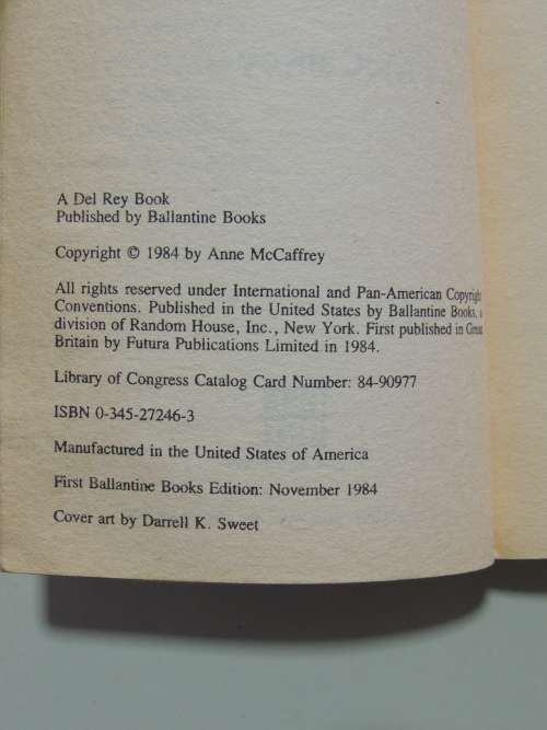 Dinosaur Planet Survivors - Anne McCaffrey