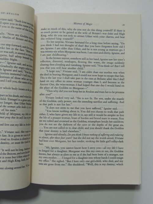 The Mists of Avalon - Marion Bradley - FIRST EDITION 1983 British Edition
