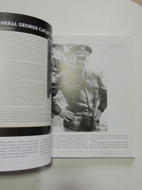 Army An Illustrated History - Chester G. Hearn